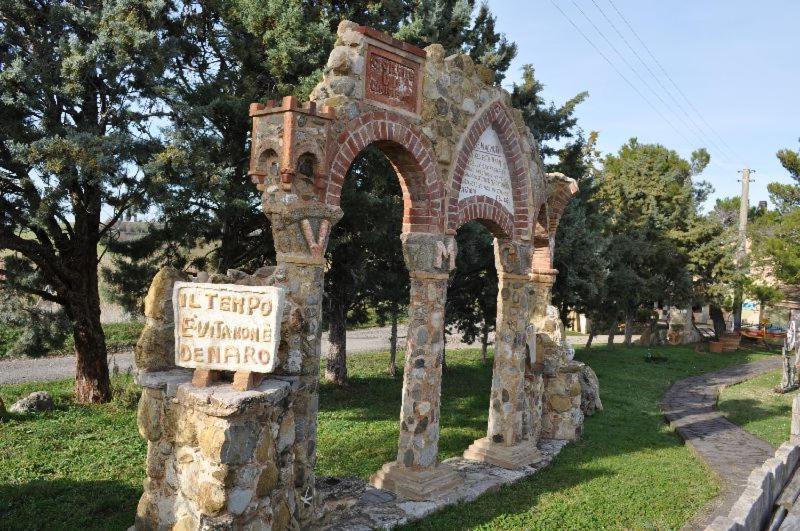 Agriturismo Podere Cherzo Cinigiano Ngoại thất bức ảnh