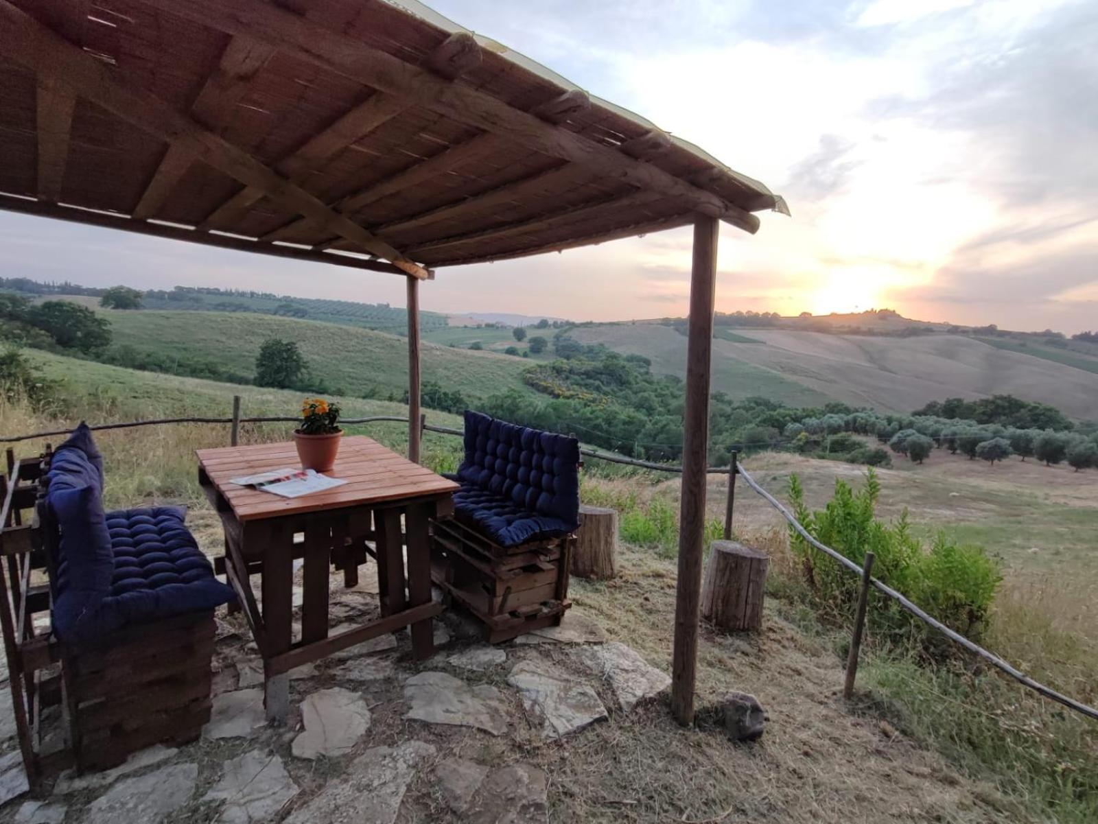 Agriturismo Podere Cherzo Cinigiano Ngoại thất bức ảnh