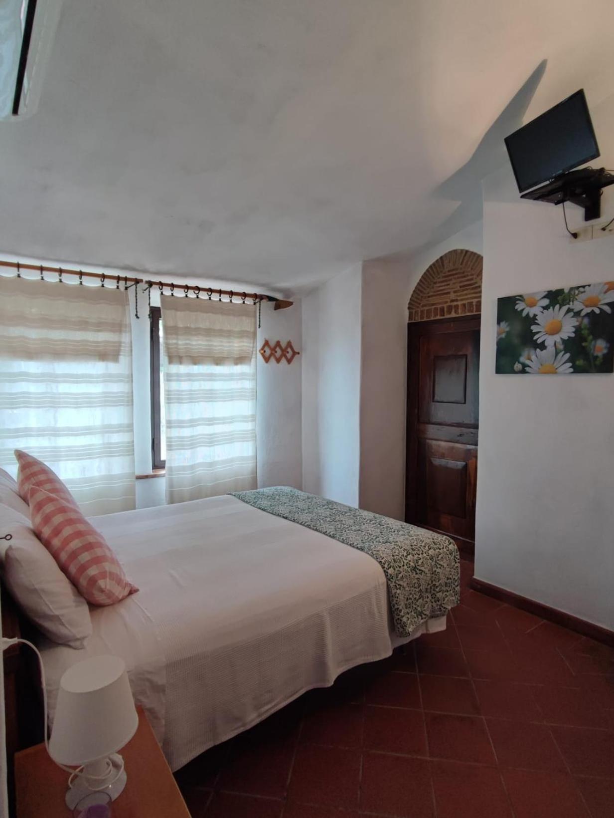 Agriturismo Podere Cherzo Cinigiano Ngoại thất bức ảnh